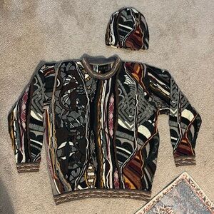 Geccu Australia Sweater w/ matching beanie